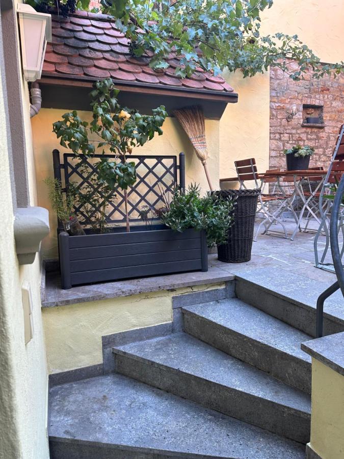 Vinopresso Gmbh - Cafe Roemer Prichsenstadt Exterior photo